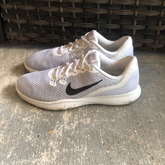Nike Training Flex TR-7 Sneakers - Picture 2 of 11